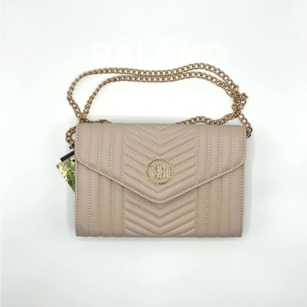 Badgley Mischka Beige Quilted Chain Shoulder Bag